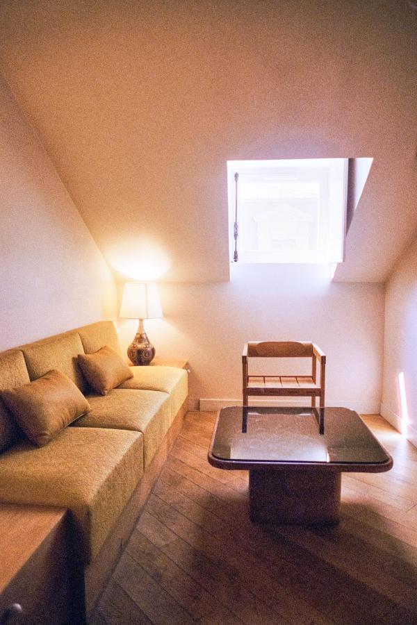 Hotel Habituel Parijs Buitenkant foto